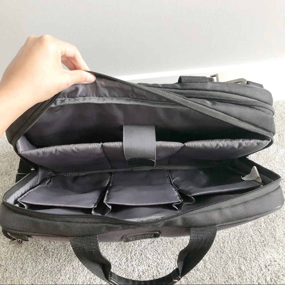 Kenneth Cole Reaction Laptop Bag